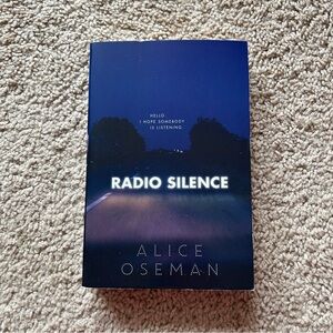 Radio silence by Alice Oseman